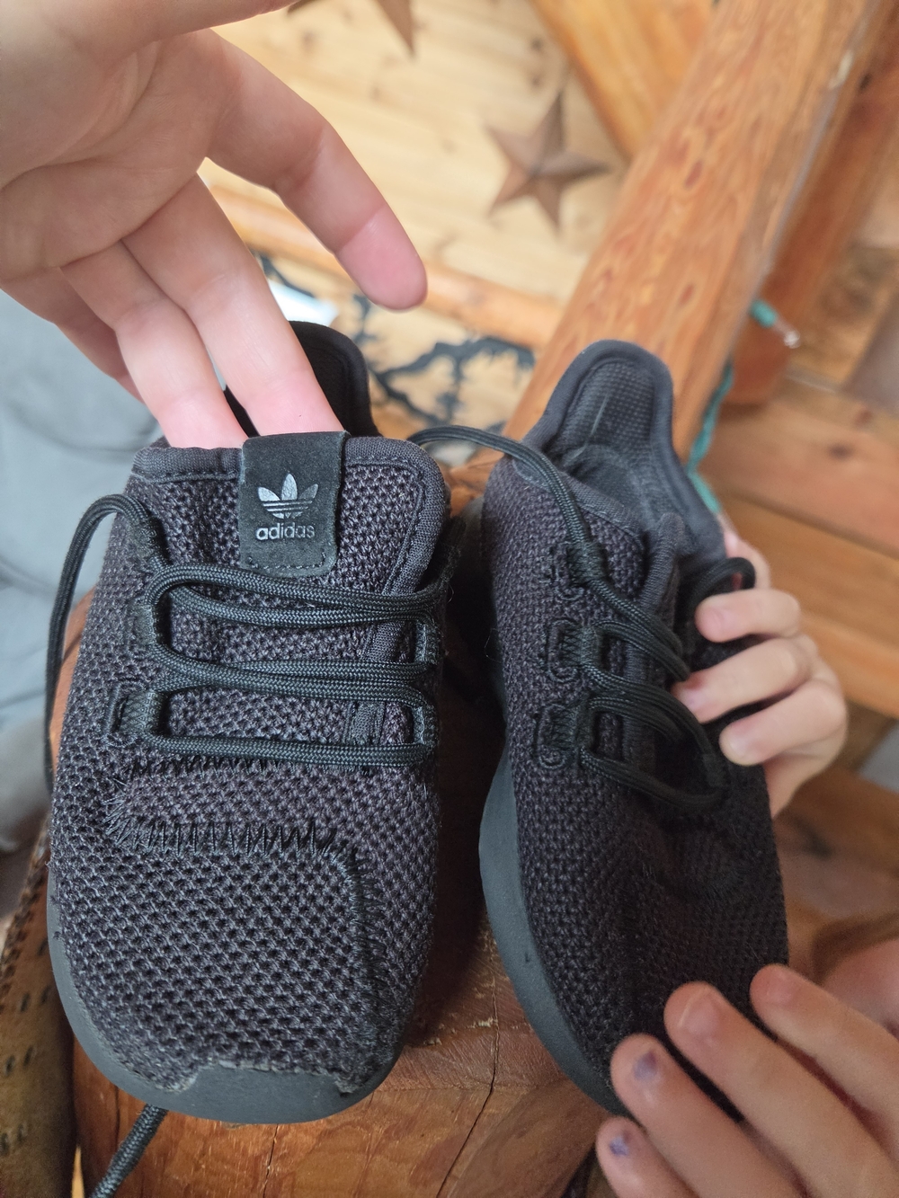 8k ADIDAS SHOES